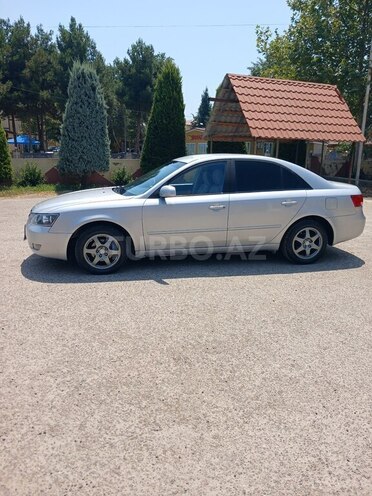 Hyundai Sonata 2006, 310,000 km - 2.4 l - Salyan