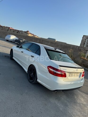 Mercedes E 350 4MATIC 2009, 309,000 km - 3.5 л - Bakı