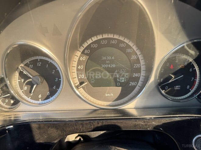 Mercedes E 350 4MATIC 2009, 309,000 km - 3.5 л - Bakı