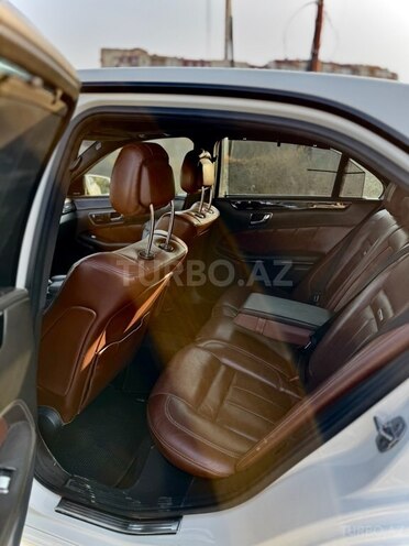 Mercedes E 350 4MATIC 2009, 309,000 km - 3.5 л - Bakı