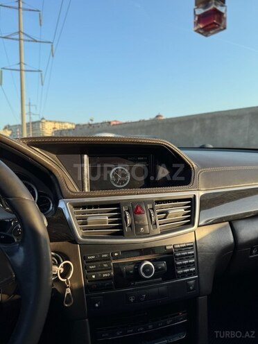 Mercedes E 350 4MATIC 2009, 309,000 km - 3.5 л - Bakı
