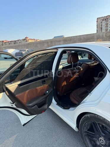 Mercedes E 350 4MATIC 2009, 309,000 km - 3.5 л - Bakı