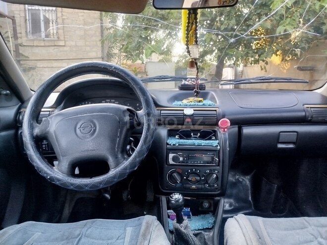 Opel Astra 1997, 652,700 km - 1.6 л - Bakı
