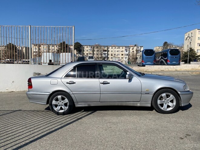 Mercedes C 240 1997, 235,000 km - 2.4 л - Bakı