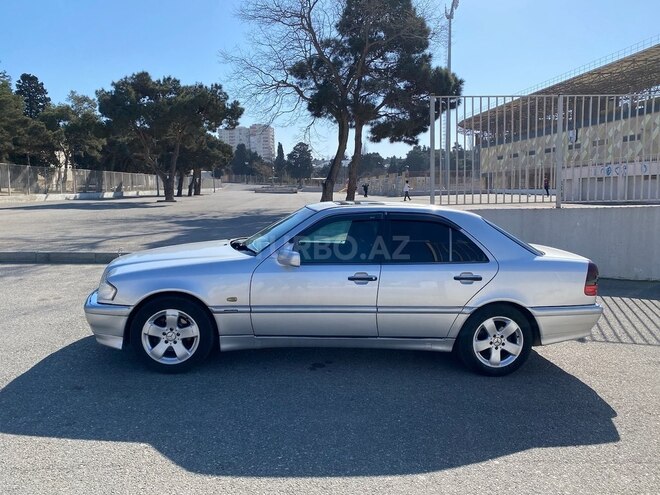 Mercedes C 240 1997, 235,000 km - 2.4 л - Bakı