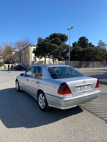 Mercedes C 240 1997, 235,000 km - 2.4 л - Bakı