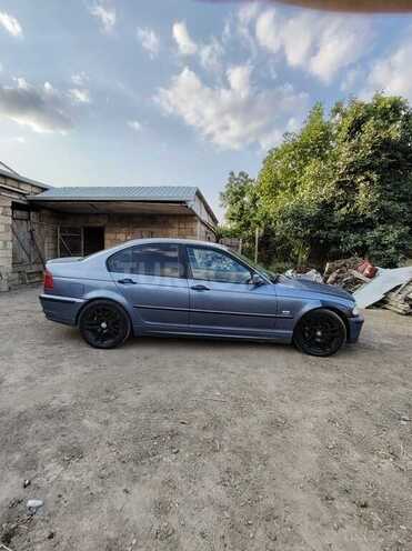 BMW 318 1998, 210,000 km - 1.9 l - Tovuz