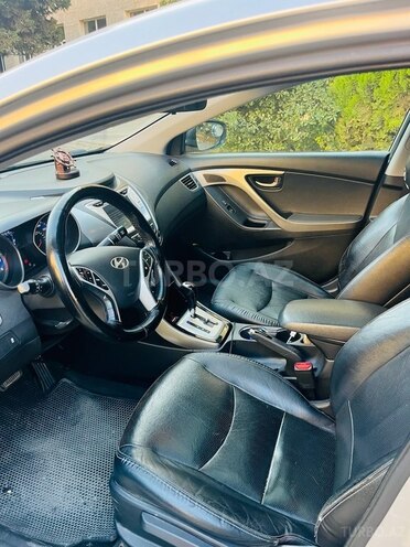 Hyundai Elantra 2011, 329,349 km - 1.8 л - Bakı