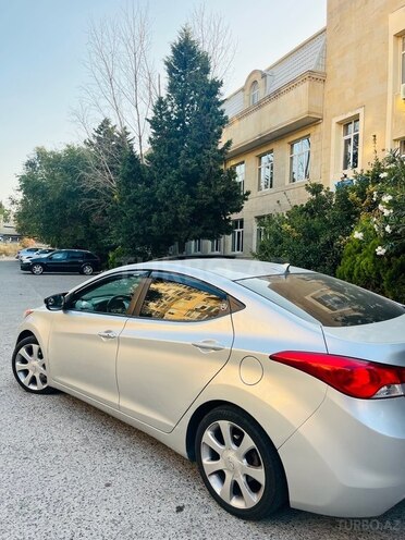 Hyundai Elantra 2011, 329,349 km - 1.8 л - Bakı