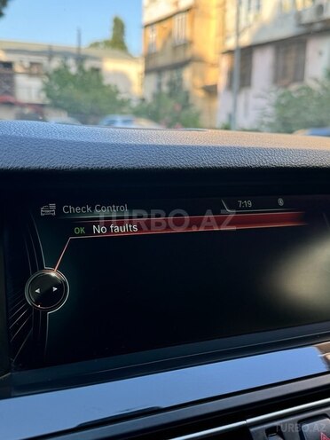 BMW 520 2013, 222,000 km - 2.0 l - Bakı