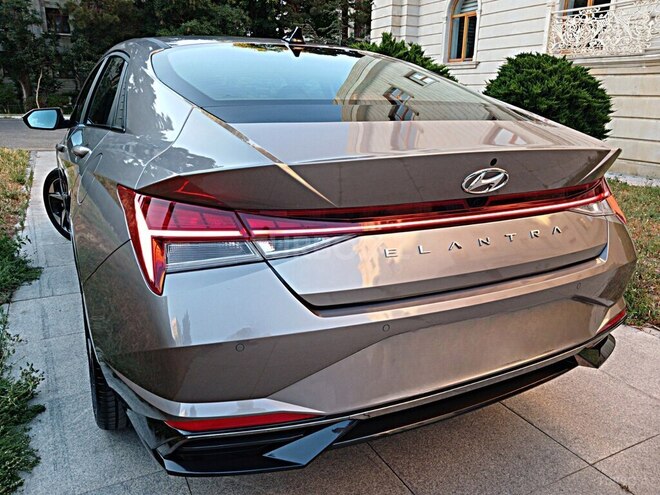 Hyundai Elantra 2022, 36,700 km - 1.6 l - Bakı