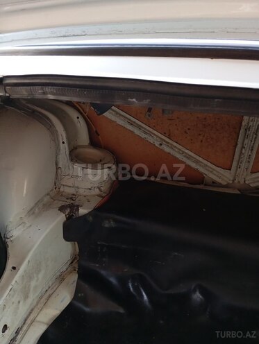 LADA (VAZ) 2106 1993, 150,000 km - 1.3 l - Ucar