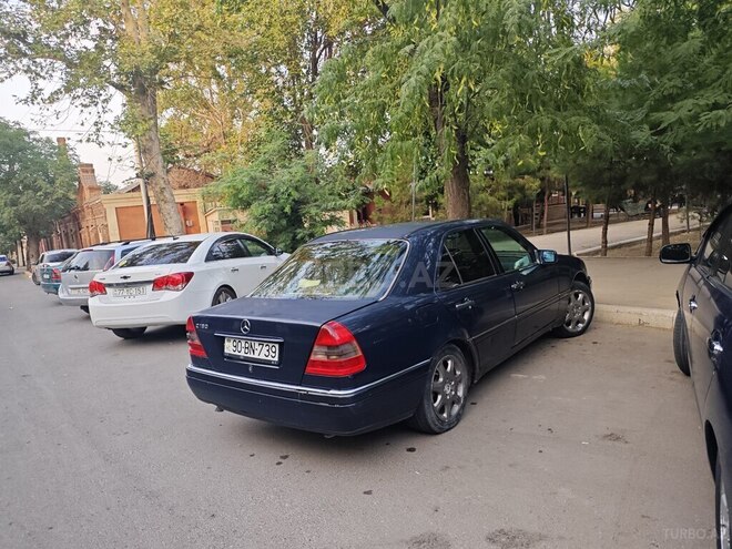 Mercedes C 180 1995, 480,000 km - 1.8 l - Gəncə