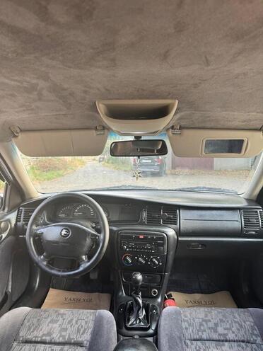 Opel Vectra 2000, 215,436 km - 1.6 l - Qazax
