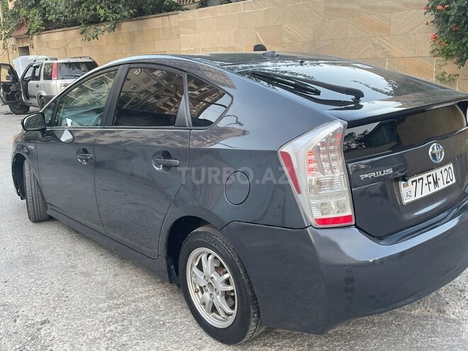 Toyota Prius 2010, 201,123 km - 1.8 л - Bakı