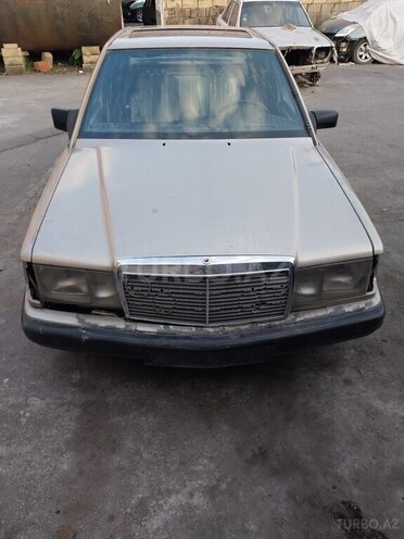 Mercedes 190 1988, 298,378 km - 2.0 л - Balakən
