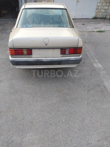 Mercedes 190 1988, 298,378 km - 2.0 л - Balakən