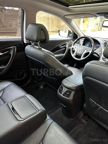 Hyundai Grandeur 2015, 124,000 km - 2.2 л - Bakı
