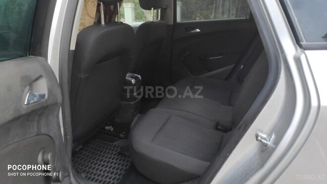 Opel Astra 2011, 245,000 km - 1.3 l - Bakı