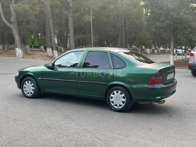 Opel Vectra 1996, 334,000 km - 1.6 l - Sumqayıt