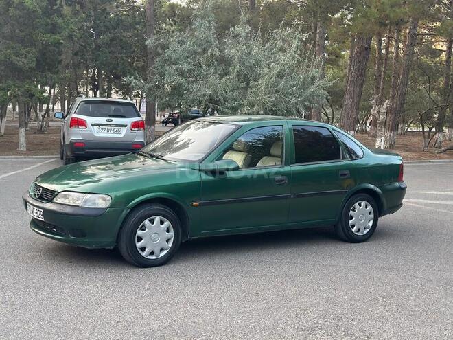 Opel Vectra 1996, 334,000 km - 1.6 l - Sumqayıt