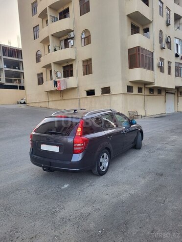 Kia  2008, 450,000 km - 1.6 l - Bakı