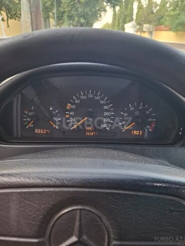 Mercedes C 180 1997, 263,900 km - 1.8 л - Şəmkir