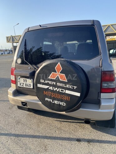 Mitsubishi Pajero io 1999, 300,000 km - 1.8 l - Bakı