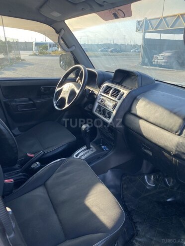Mitsubishi Pajero io 1999, 300,000 km - 1.8 l - Bakı