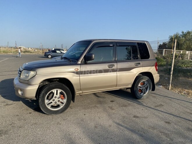 Mitsubishi Pajero io 1999, 300,000 km - 1.8 l - Bakı