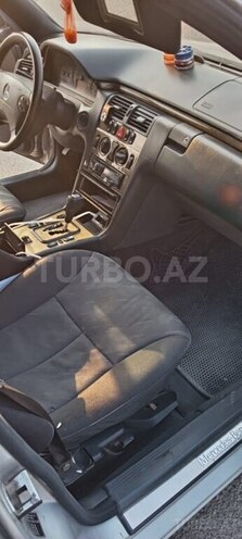 Mercedes E 270 1999, 570,572 km - 2.7 l - Bərdə