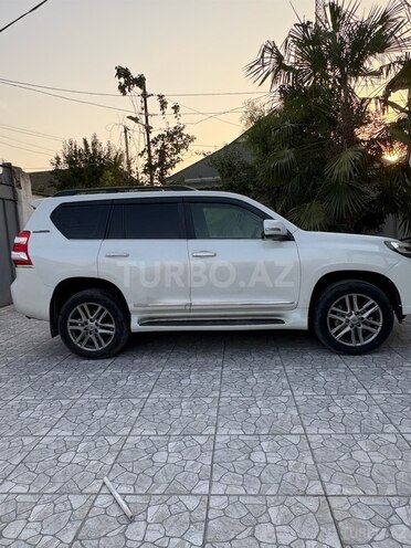 Toyota Land Cruiser Prado 2012, 268,000 km - 2.7 l - Bakı