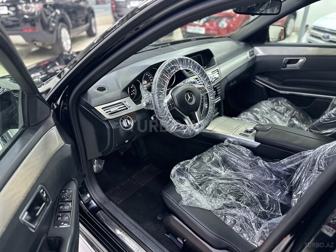 Mercedes E 220 2013, 236,000 km - 2.1 л - Sumqayıt