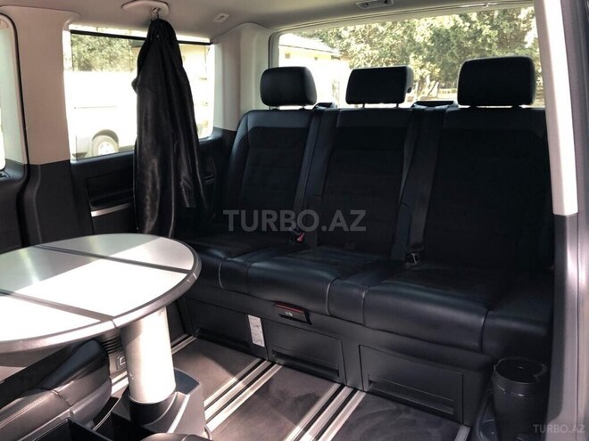Volkswagen Multivan 2017, 285,000 km - 2.0 l - Sumqayıt