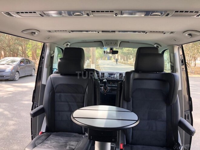 Volkswagen Multivan 2017, 285,000 km - 2.0 l - Sumqayıt