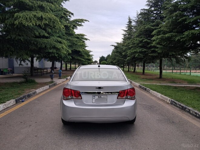 Chevrolet Cruze 2014, 180,000 km - 1.4 l - Şəmkir