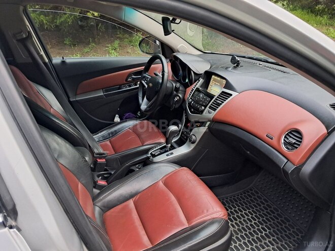 Chevrolet Cruze 2014, 180,000 km - 1.4 l - Şəmkir