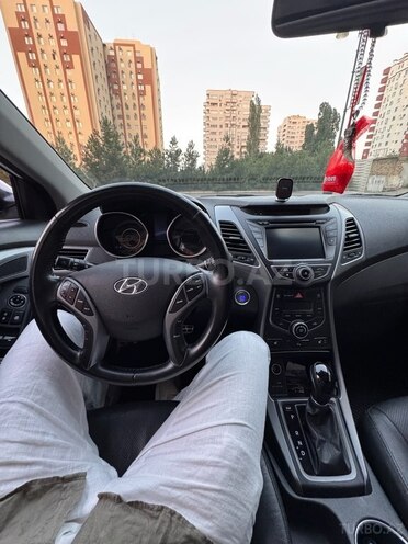 Hyundai Elantra 2015, 141,000 km - 1.8 l - Bakı