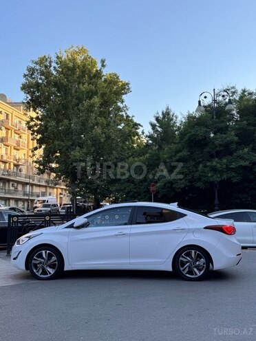 Hyundai Elantra 2015, 141,000 km - 1.8 l - Bakı