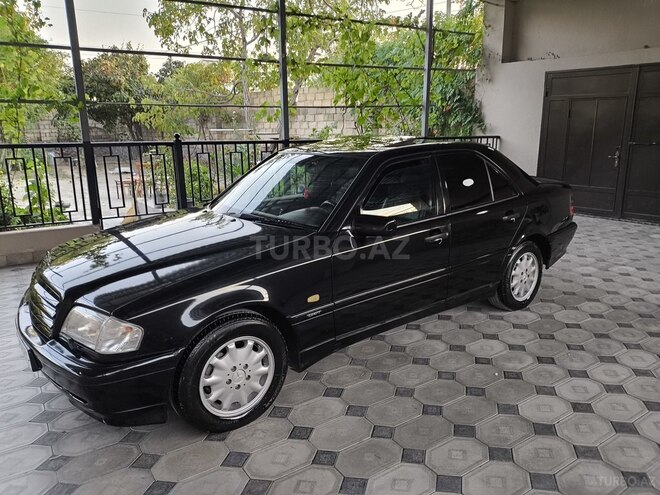Mercedes C 240 1999, 360,000 km - 2.4 l - Şəki