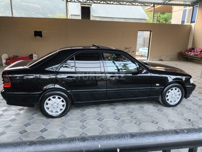 Mercedes C 240 1999, 360,000 km - 2.4 l - Şəki