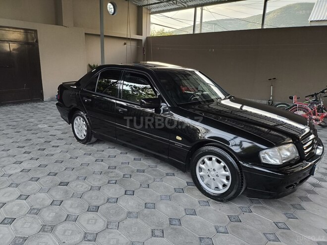 Mercedes C 240 1999, 360,000 km - 2.4 l - Şəki