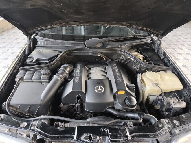 Mercedes C 240 1999, 360,000 km - 2.4 l - Şəki