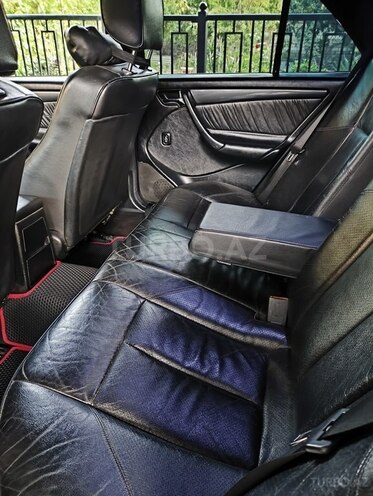 Mercedes C 240 1999, 360,000 km - 2.4 l - Şəki