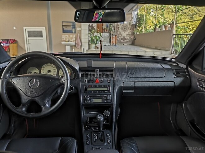 Mercedes C 240 1999, 360,000 km - 2.4 l - Şəki