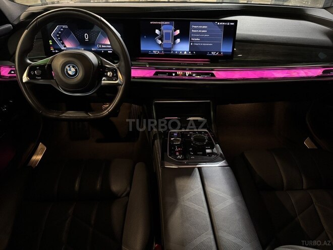 BMW i7 2024, 24,000 km - 0.0 l - Bakı
