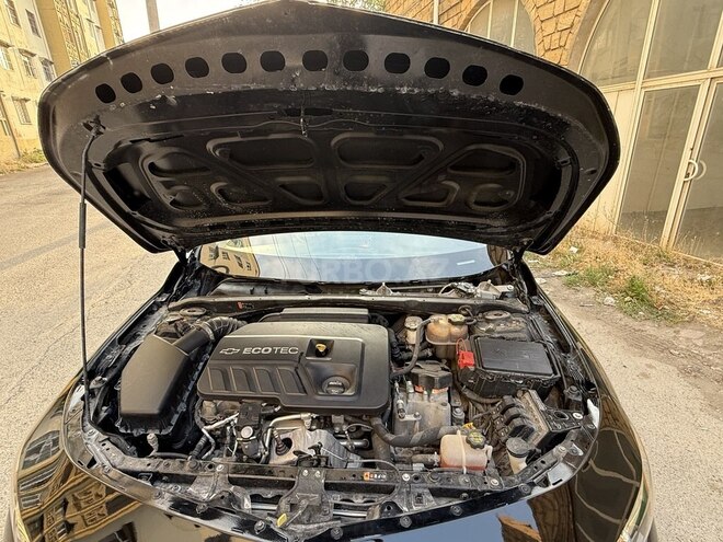 Chevrolet Malibu 2018, 136,880 km - 1.8 l - Gəncə