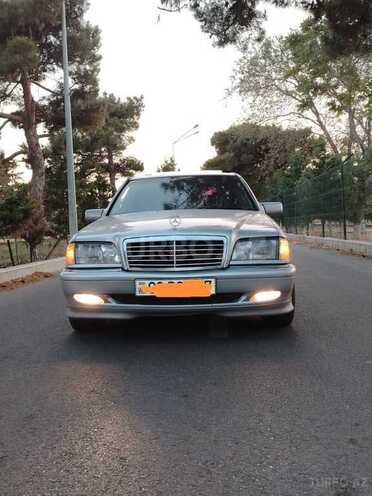 Mercedes C 230 2000, 214,000 km - 2.3 л - Bakı