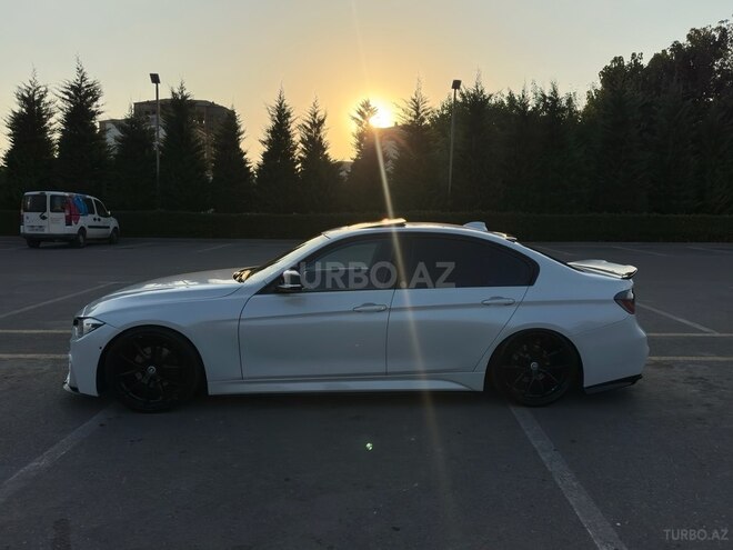 BMW 328 2013, 210,000 km - 3.0 l - Şəki