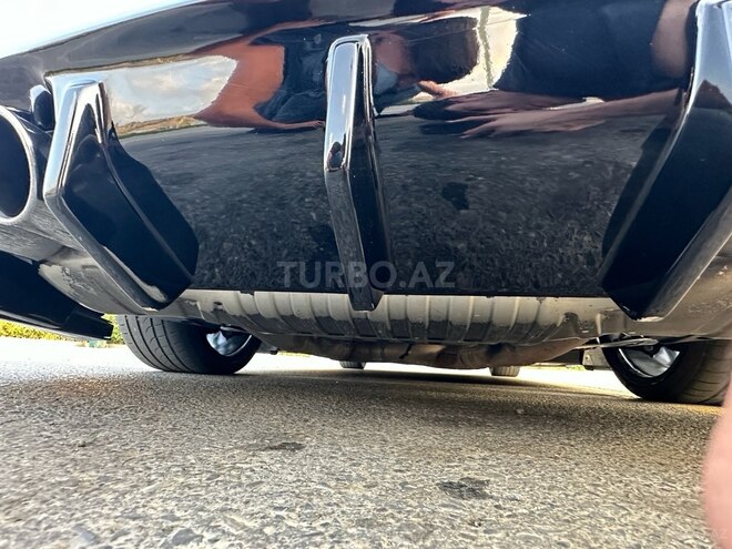 BMW 328 2013, 210,000 km - 3.0 l - Şəki